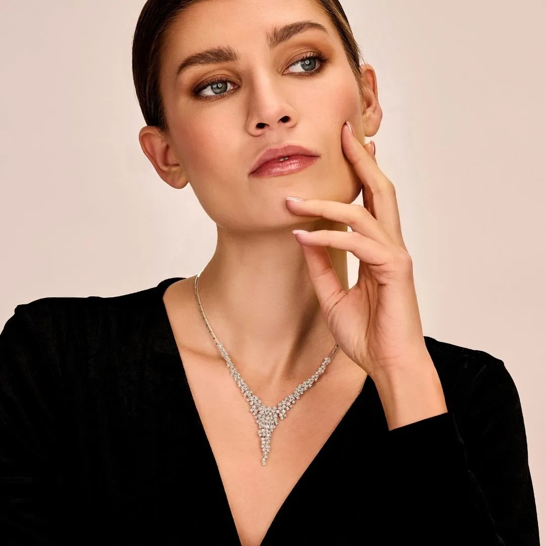 5.90 quilates gargantilla de diamantes en oro rojo 
