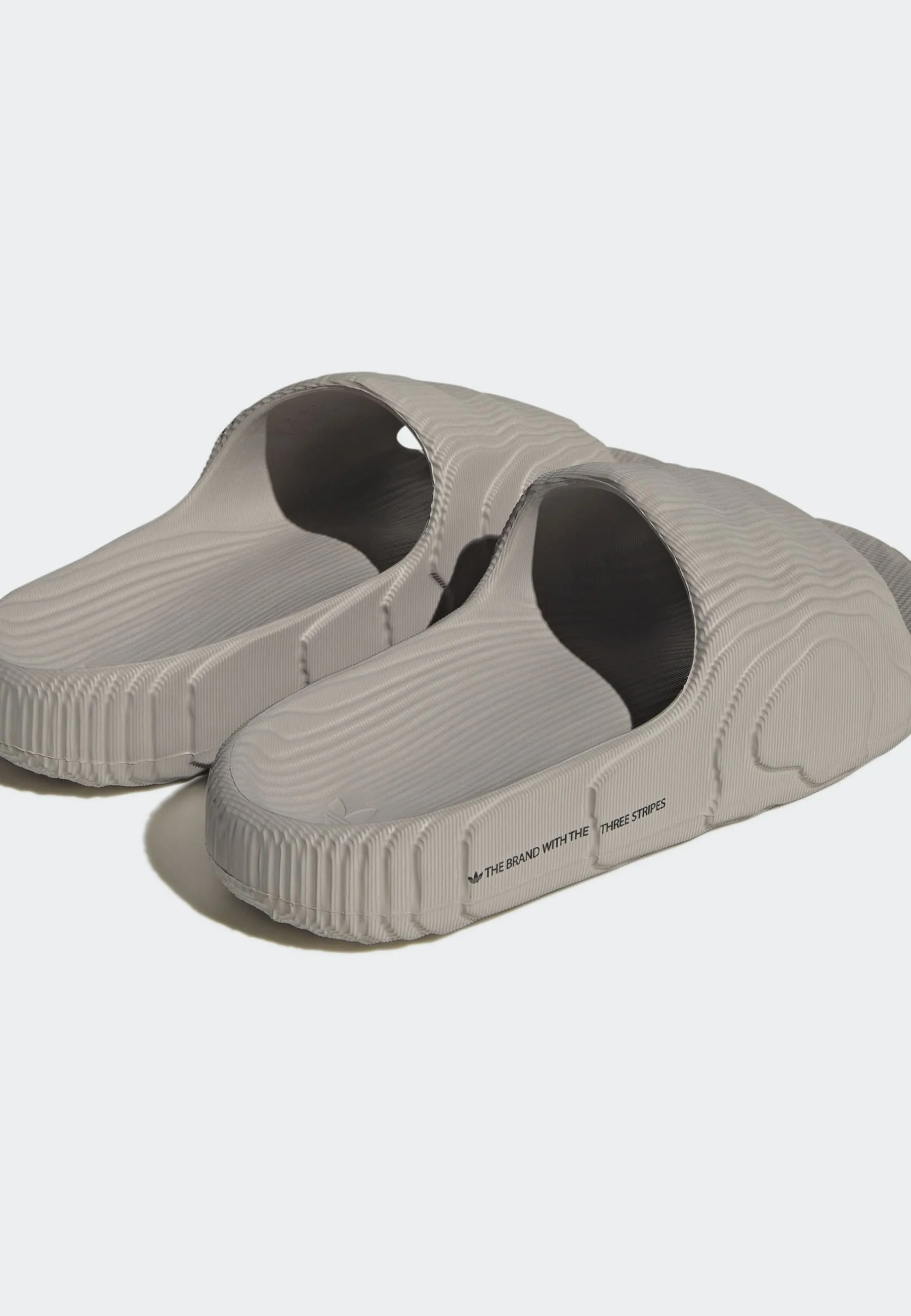ADILETTE 22 UNISEX  CHANCLAS DE BAñO