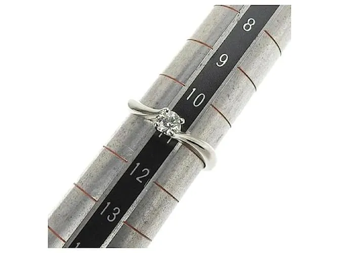 & Other Stories Anillo de diamantes de platino en excelentes condiciones Plata 
