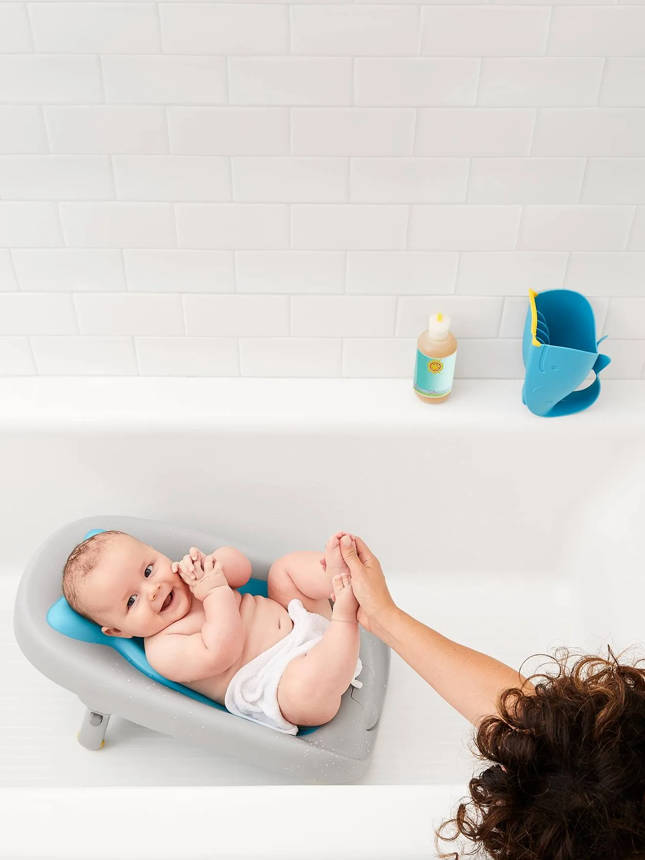BAñERA INCLINADA  MOBY  SKIP HOP