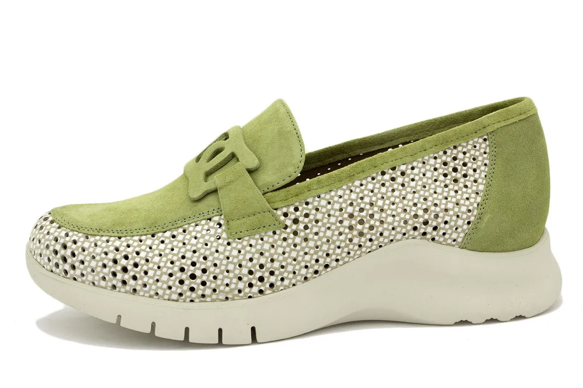 Beige Stamped Moccasin