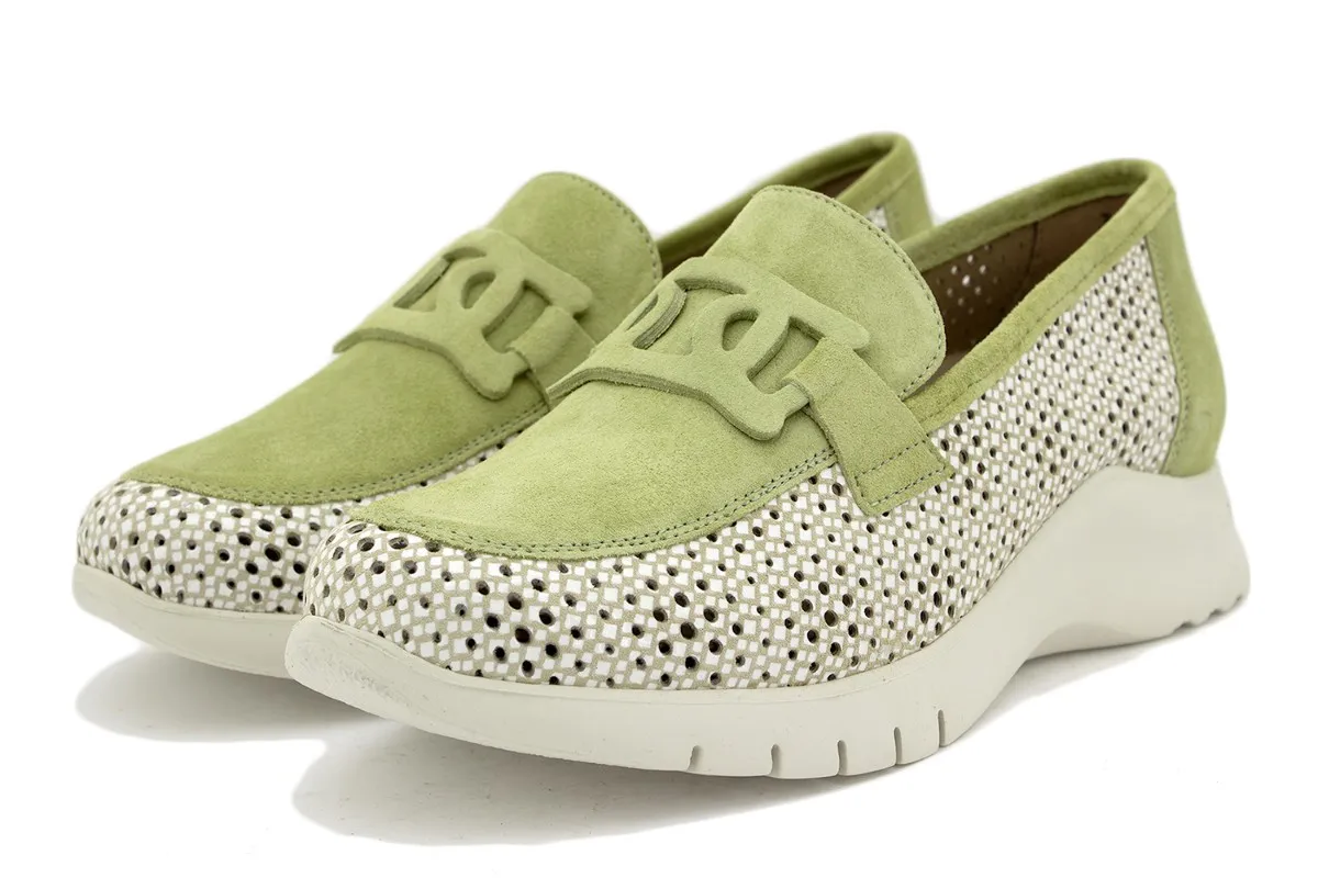 Beige Stamped Moccasin