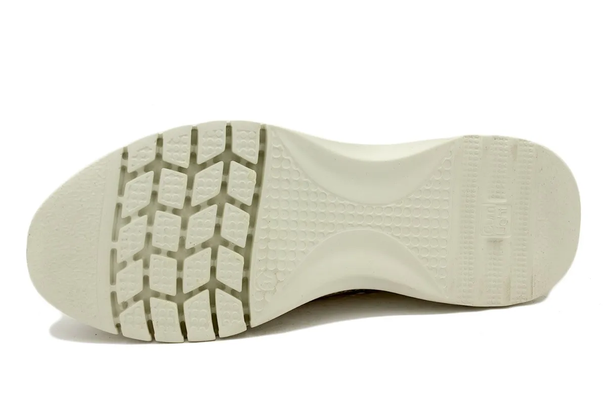 Beige Stamped Moccasin