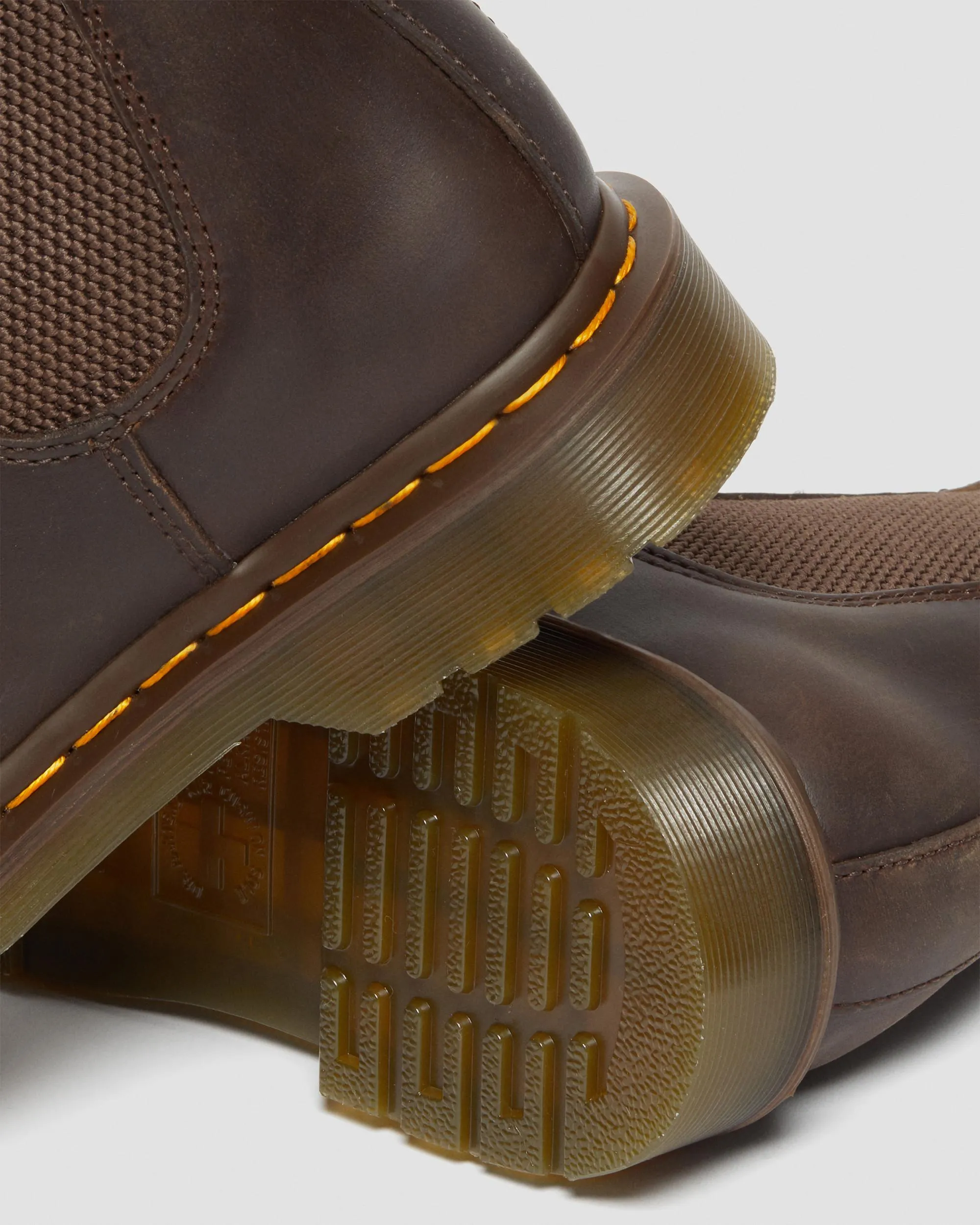 Botas Chelsea 2976 Yellow Stitch de piel Crazy Horse