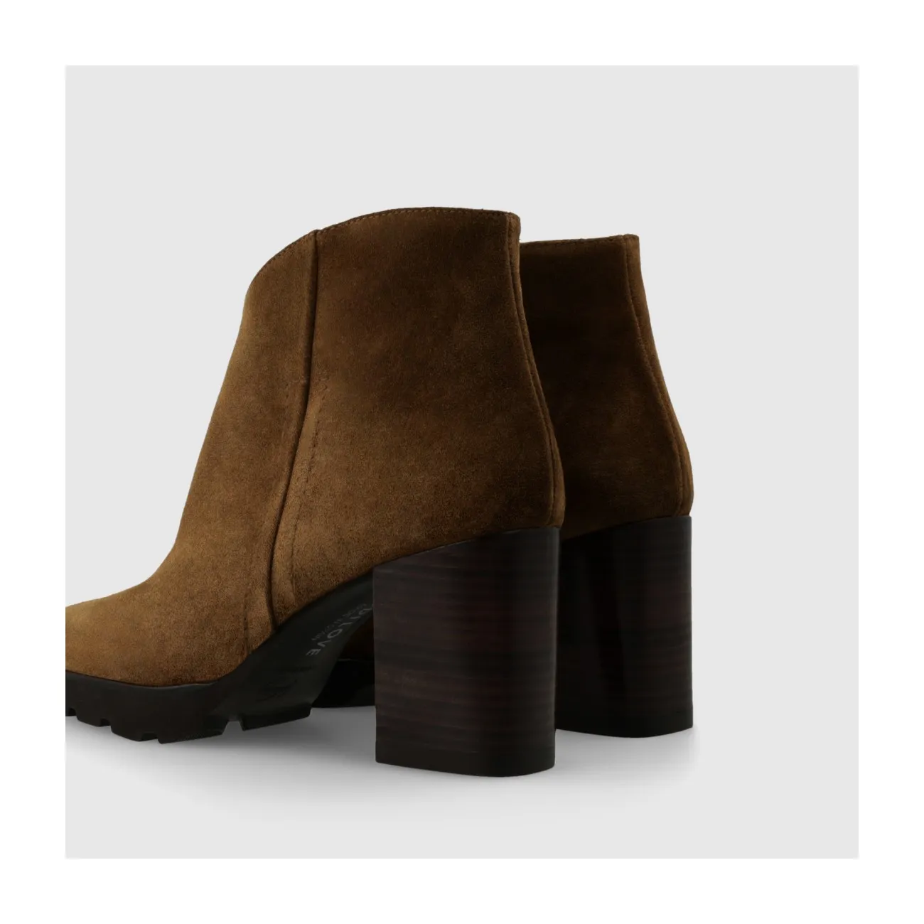 BOTINES MARRONES CIN5025
