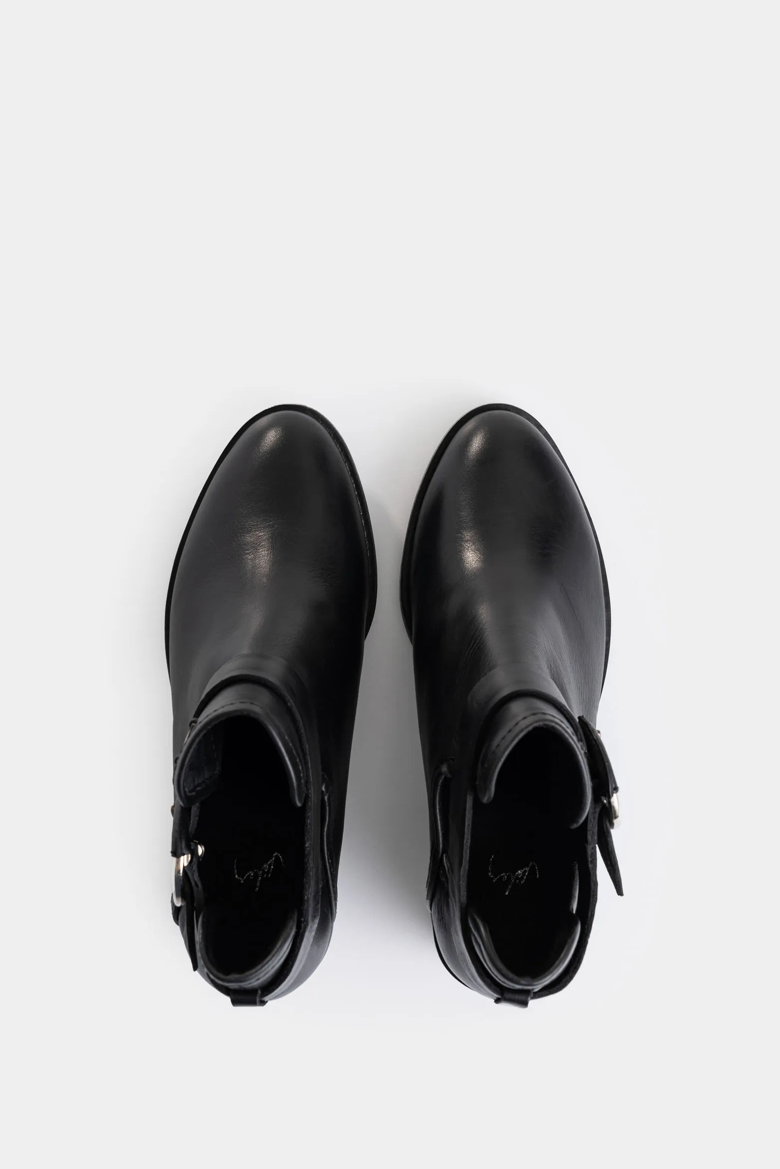 Botines tacón Campina de cuero hebilla Negro