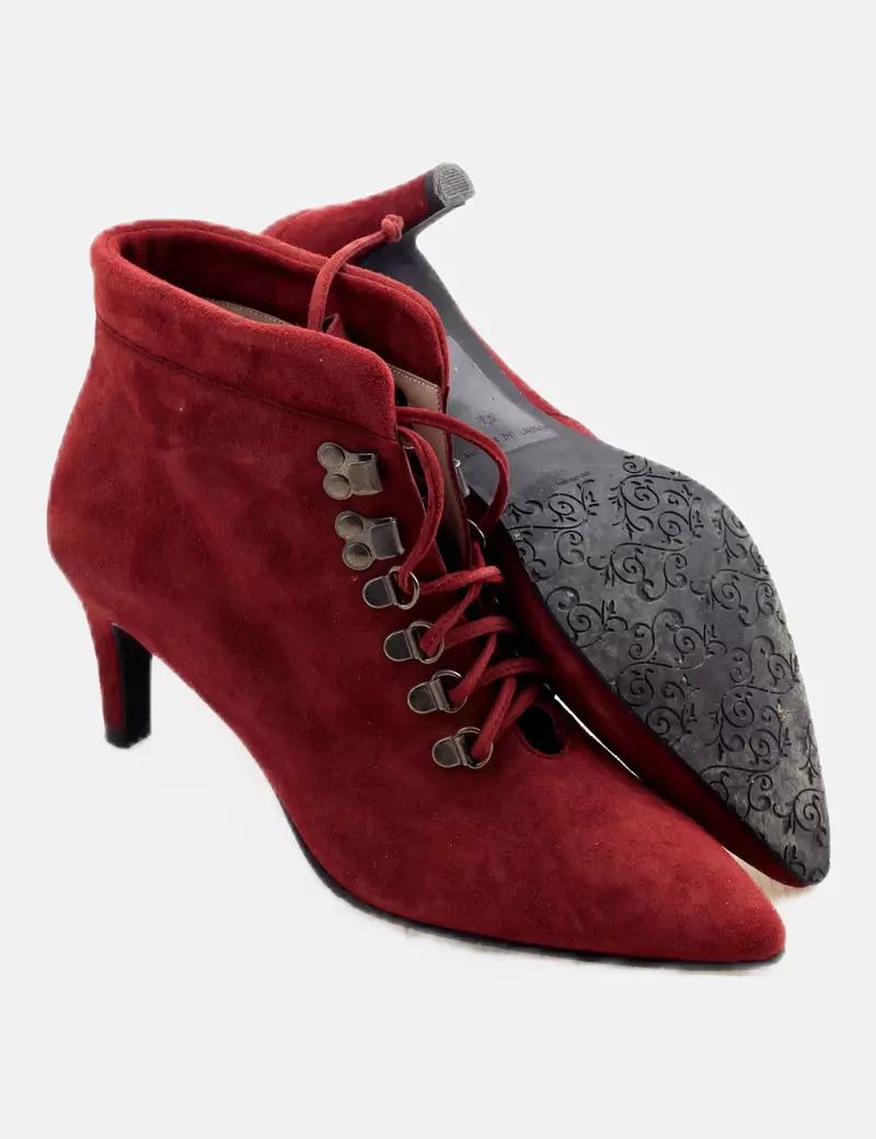 Brenda Zaro Botines