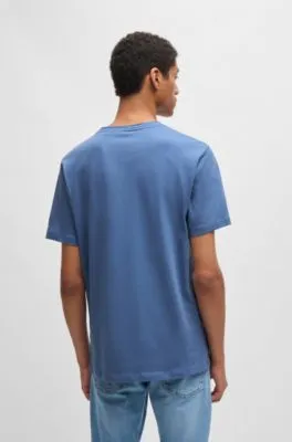 Camiseta de punto de algodón con parche de logo
