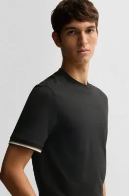 Camiseta en punto de algodón con raya característica en los puños