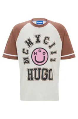 Camiseta loose fit de punto de algodón con ilustración de temporada