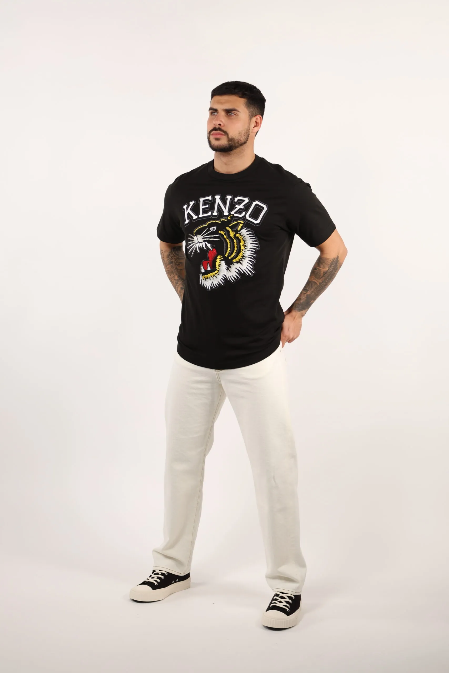 Camiseta negra 