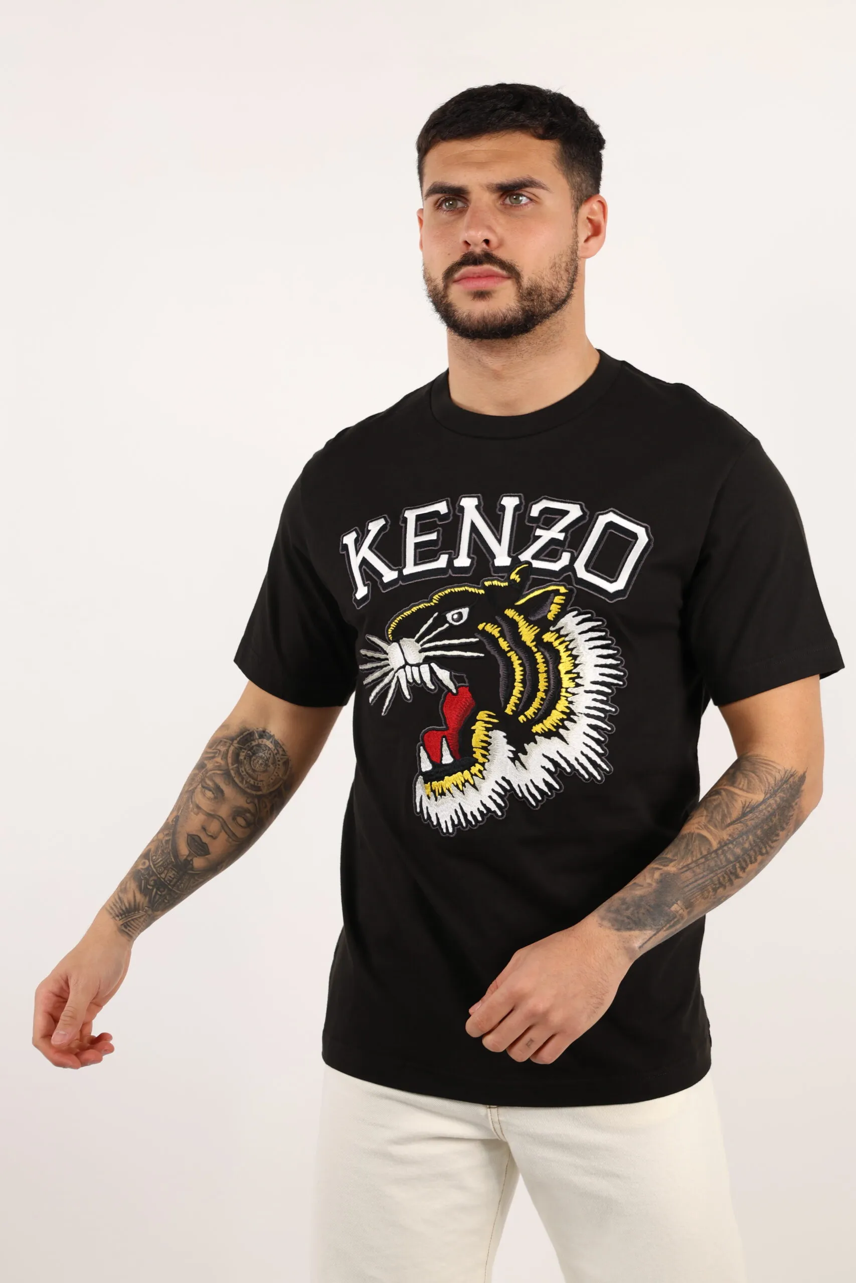 Camiseta negra 