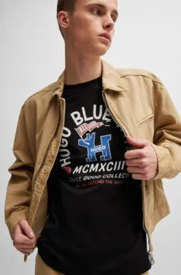 Camiseta regular fit de punto de algodón con gráficos de temporada