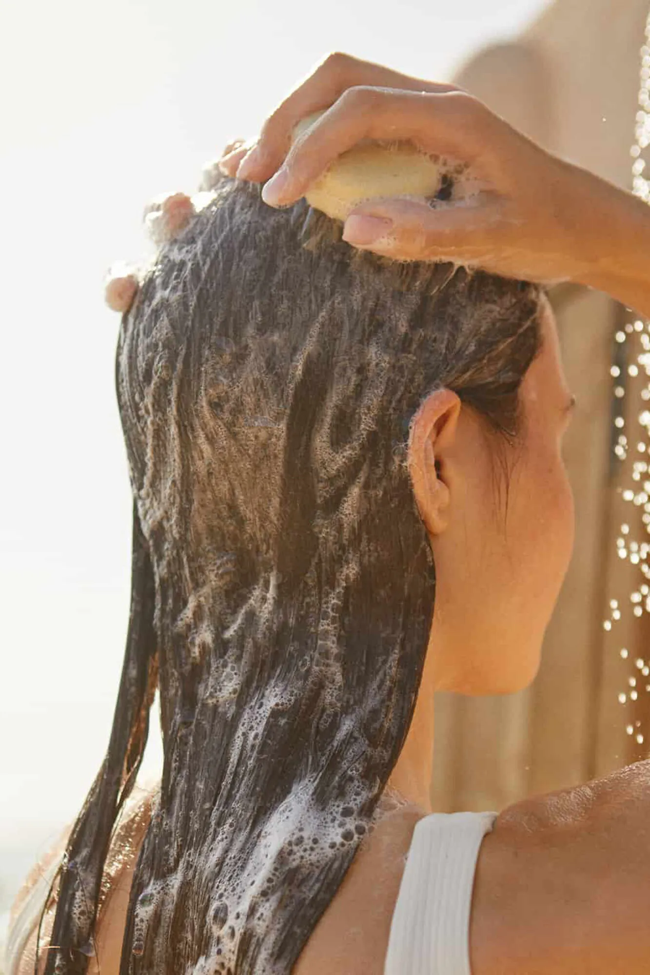 Champú refrescante de lima y menta para cabello graso