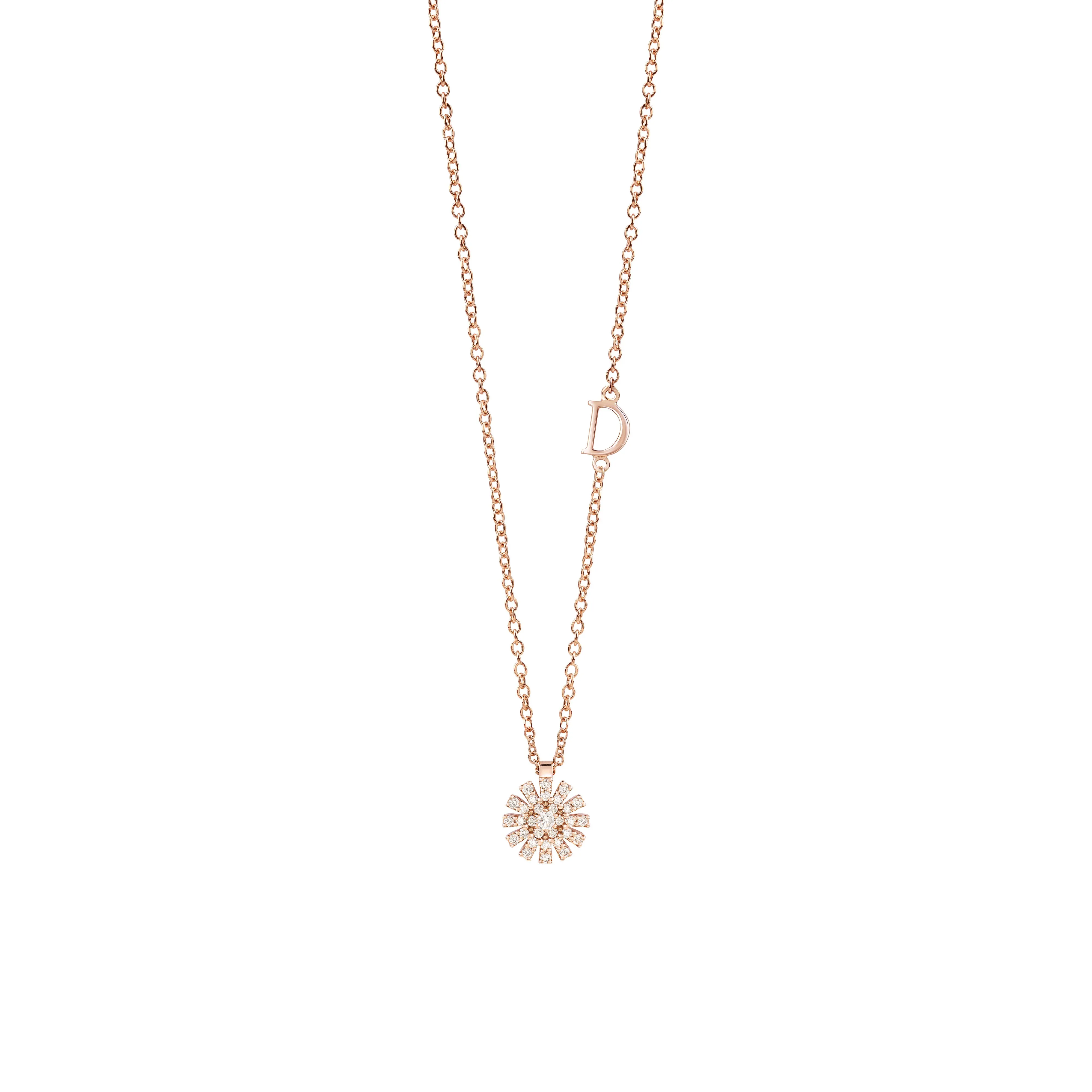 Collar de oro rosa y diamantes, 8 mm.