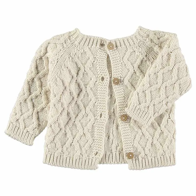 Conjunto bebé tricot color cream trenzado de liandme