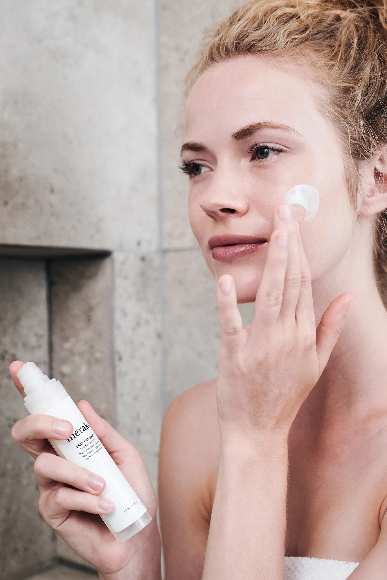 Crema facial de día 50 ml. 