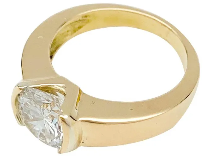 inconnue Anillo de oro amarillo, diamantes 2,09 cts G / VVS1. 