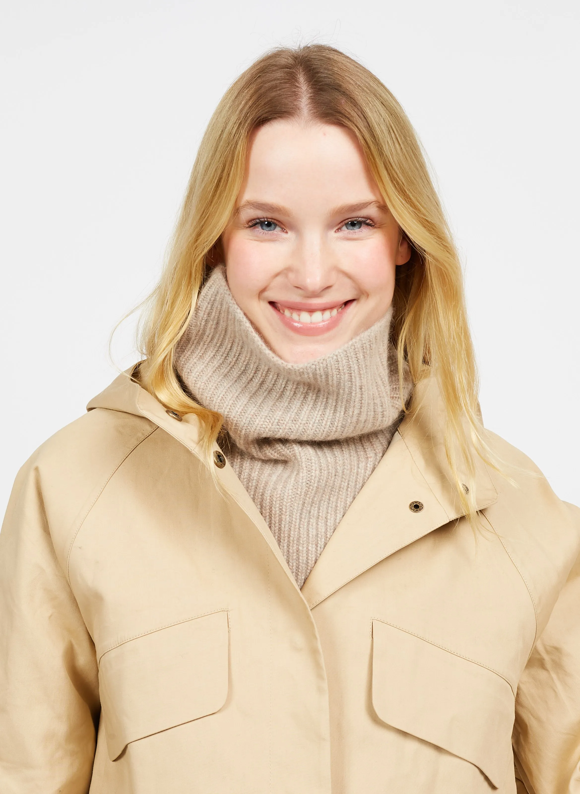 KOON Cuello desmontable de cachemira en beige