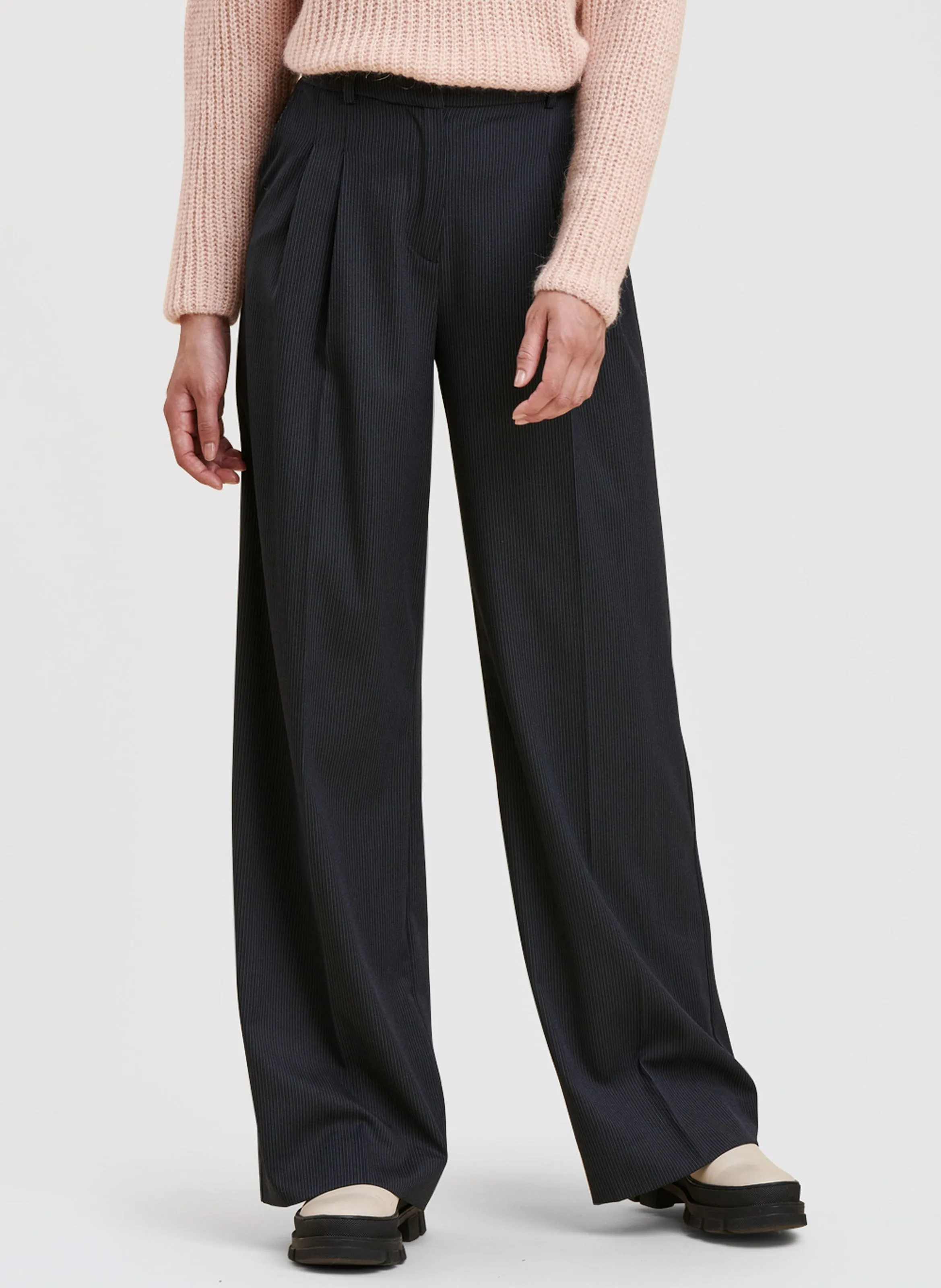 LA FEE MARABOUTEE Pantalón ancho en azul