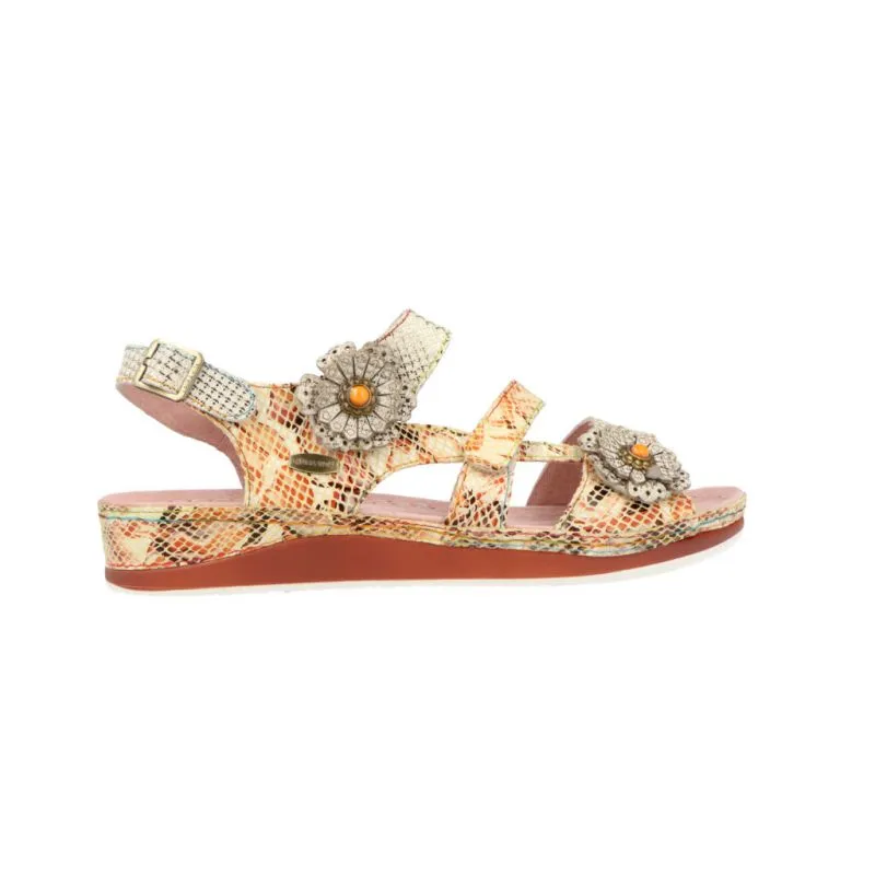 Laura Vita  Brcuelo 0621 Beige