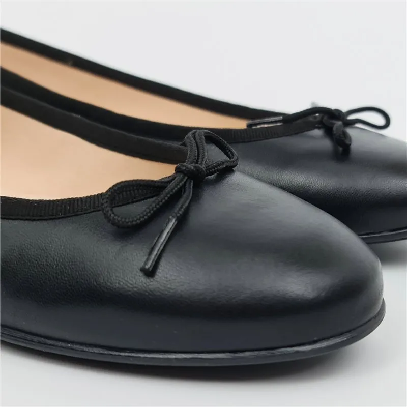 Manoletinas Planas Mujer Piel Lacito 7000 Negro, de Casual