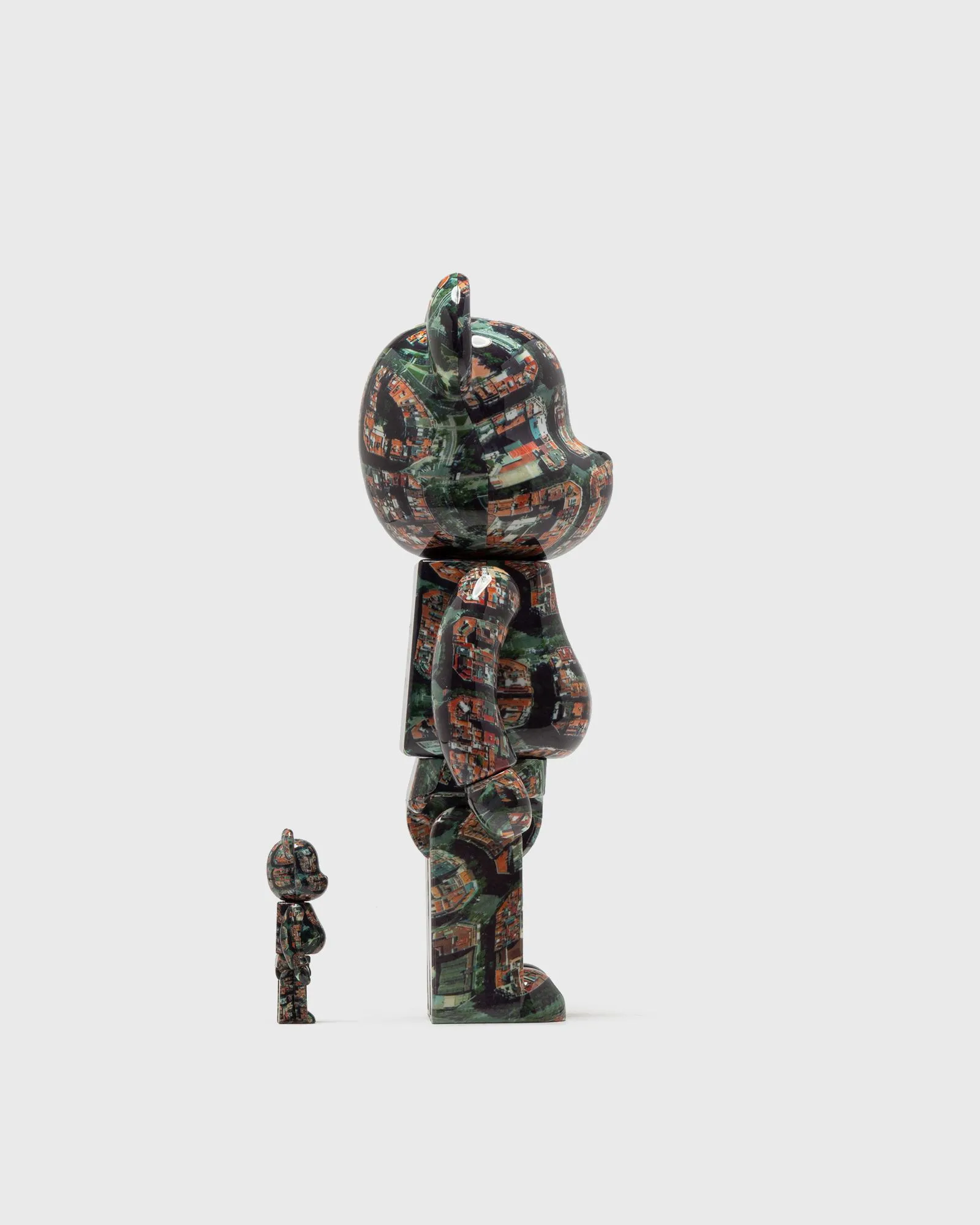 Medicom Toy BENJAMIN GRANT OVERVIEW BARCELONA 100% & 400% BE@RBRICK Set