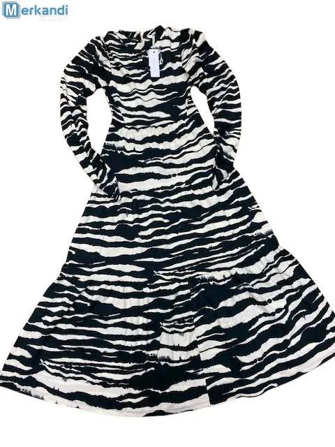 Mezcla de ropa de ARCDIA GROUP