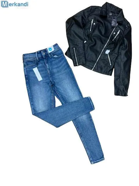 Mezcla de ropa de ARCDIA GROUP