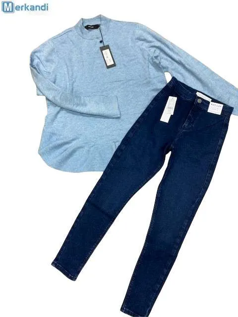 Mezcla de ropa de ARCDIA GROUP