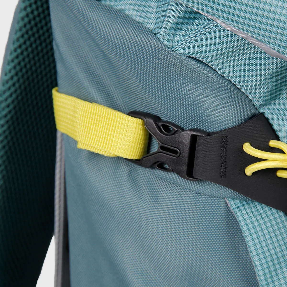 Mochila Montagne Cyclone Verde Claro