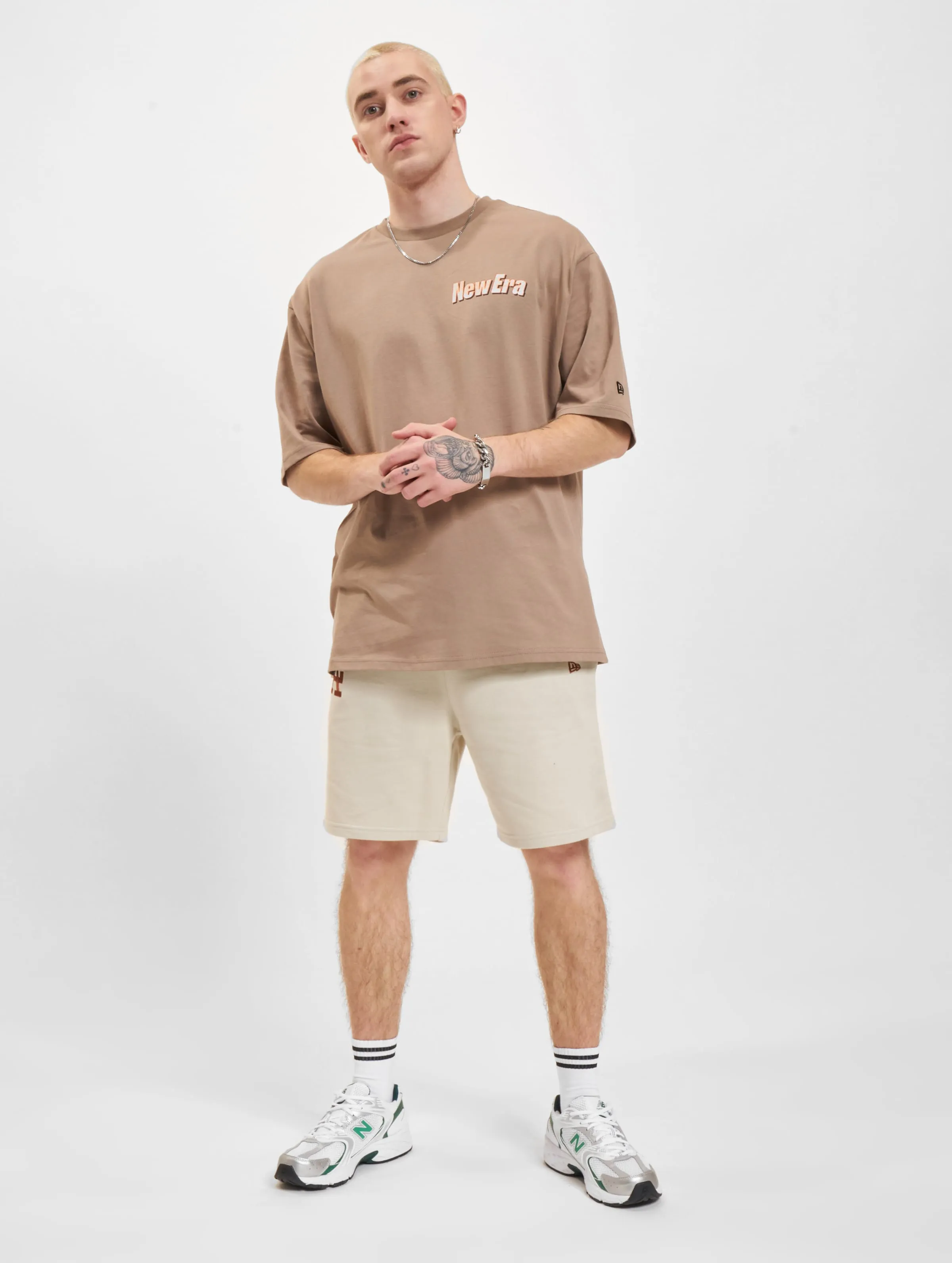 New Era Character Graphic Oversized