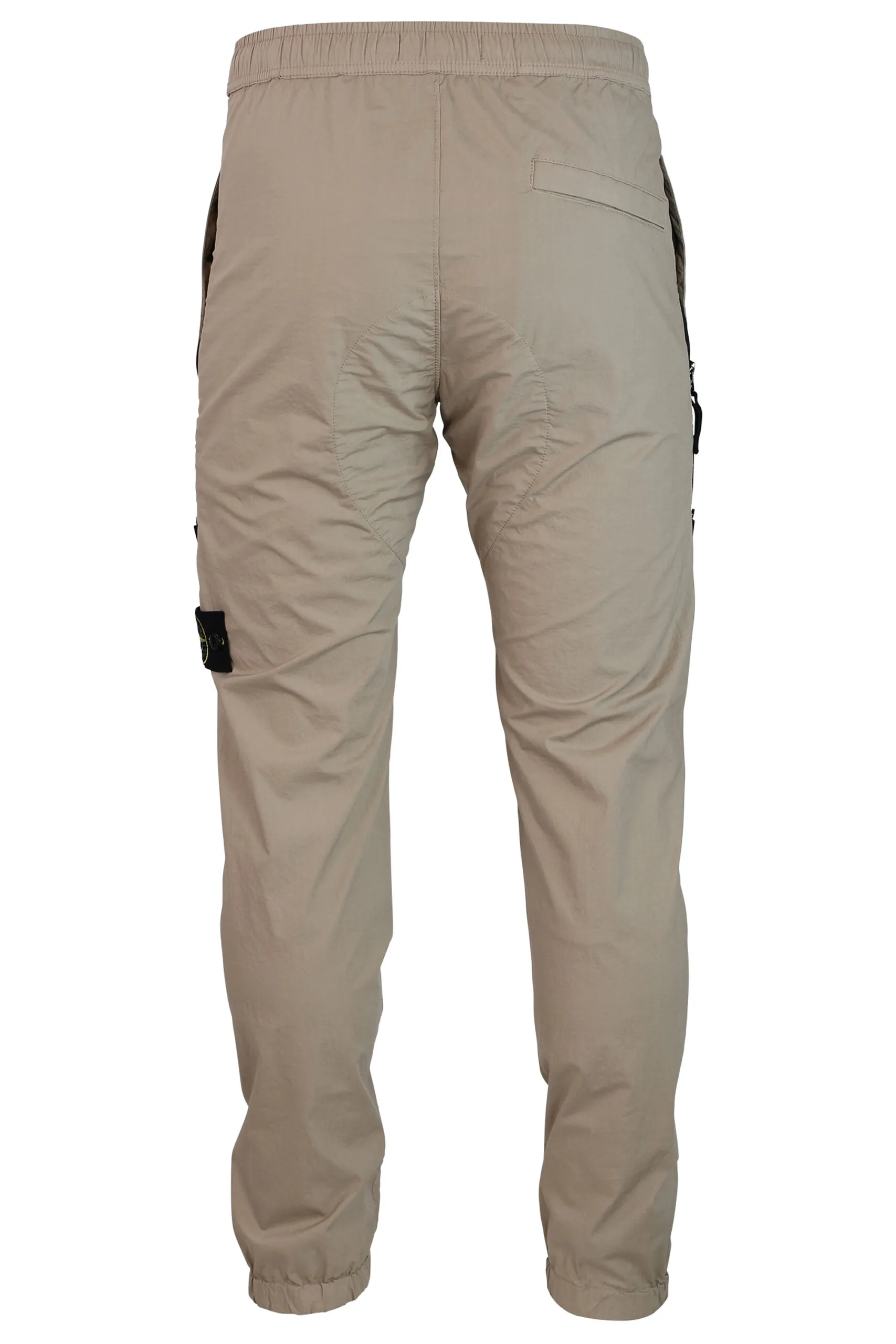 Pantalón beige con parche