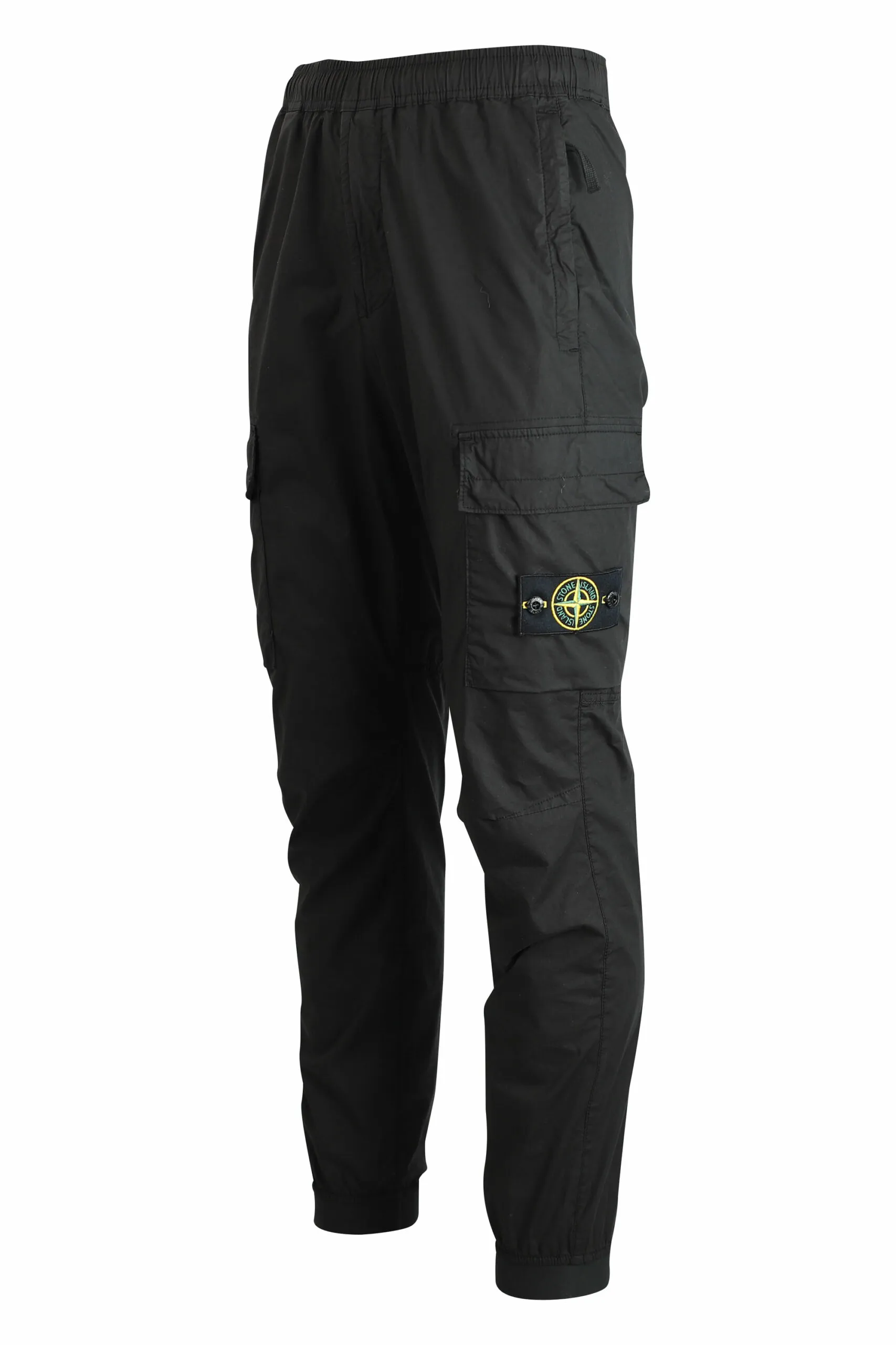 Pantalón cargo negro con parche