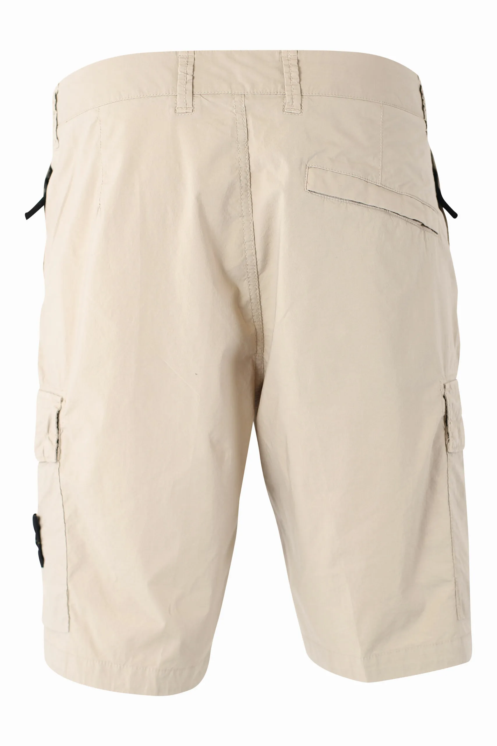 Pantalón corto midi beige estilo cargo