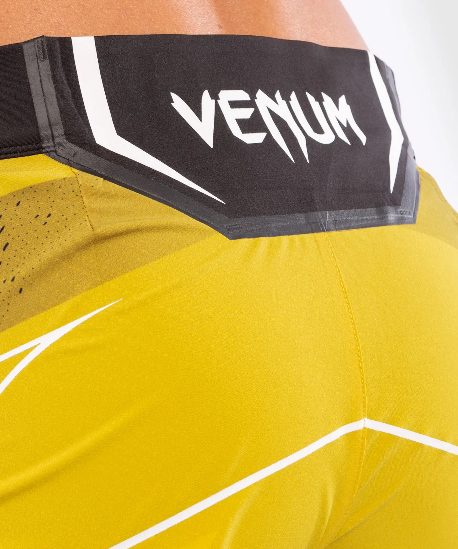 PANTALóN DE MMA PARA MUJER UFC VENUM AUTHENTIC FIGHT NIGHT – MODELO CORTO  AMARILLO