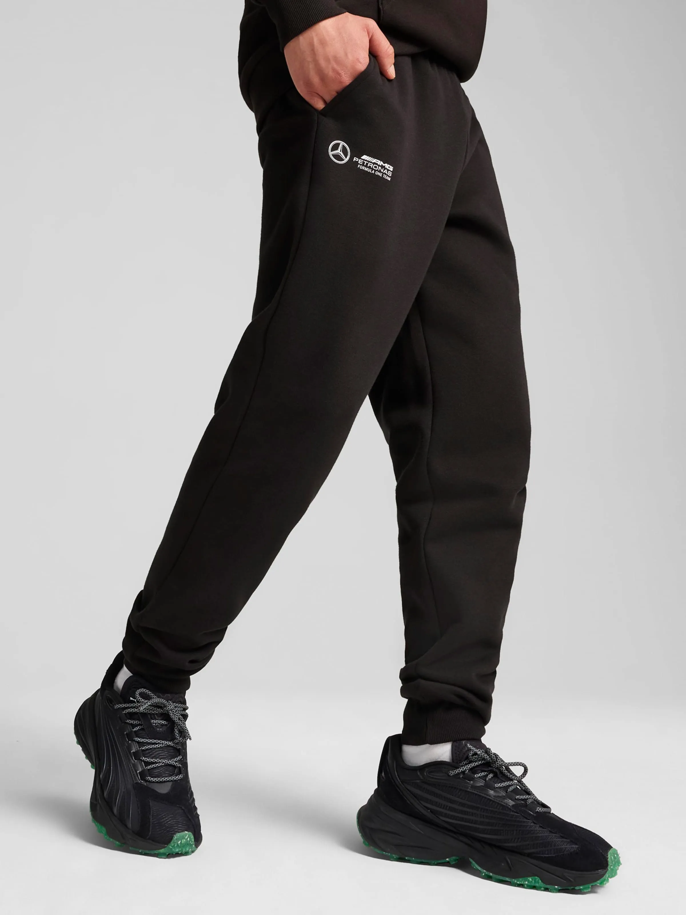 regular Pantalón 'MAPF1 ESS' PUMA en Negro