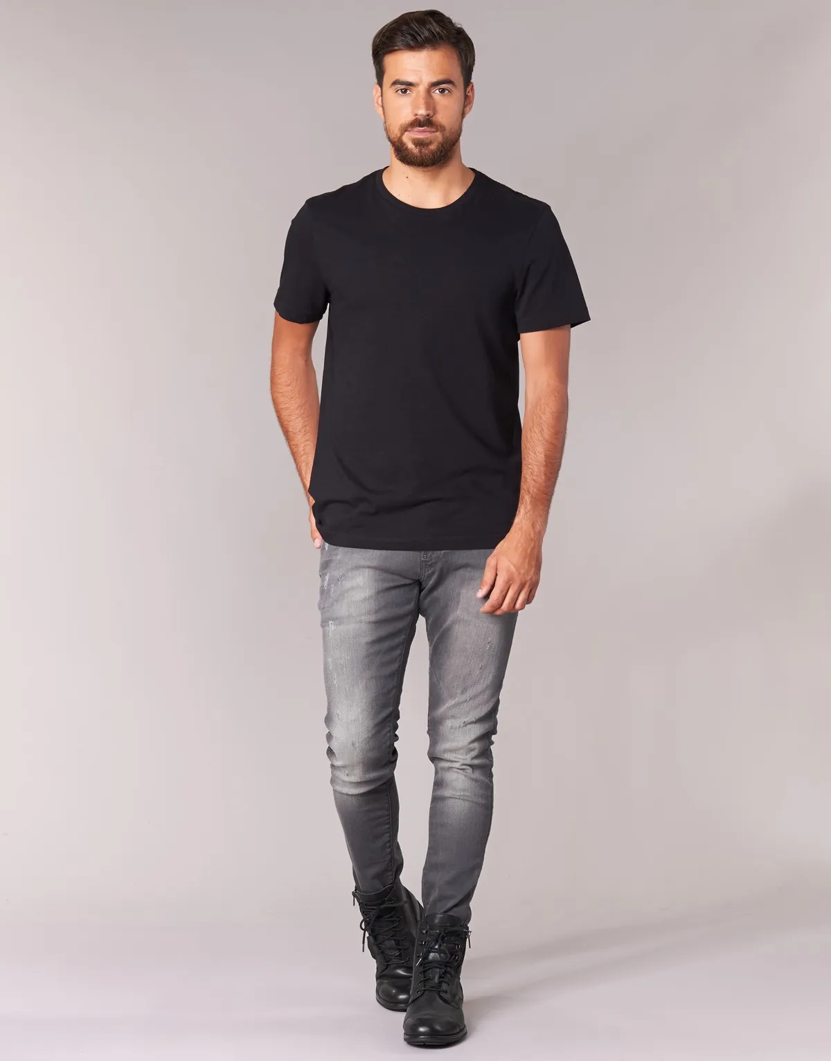 REVEND SUPER SLIM