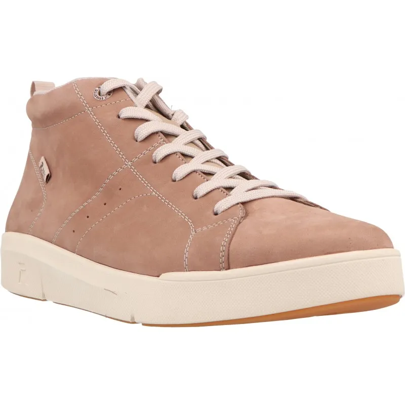 R.Evolution  Irina Beige