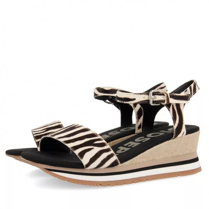 Sandalias cuña Gioseppo con print de cebra y cuña Hardee