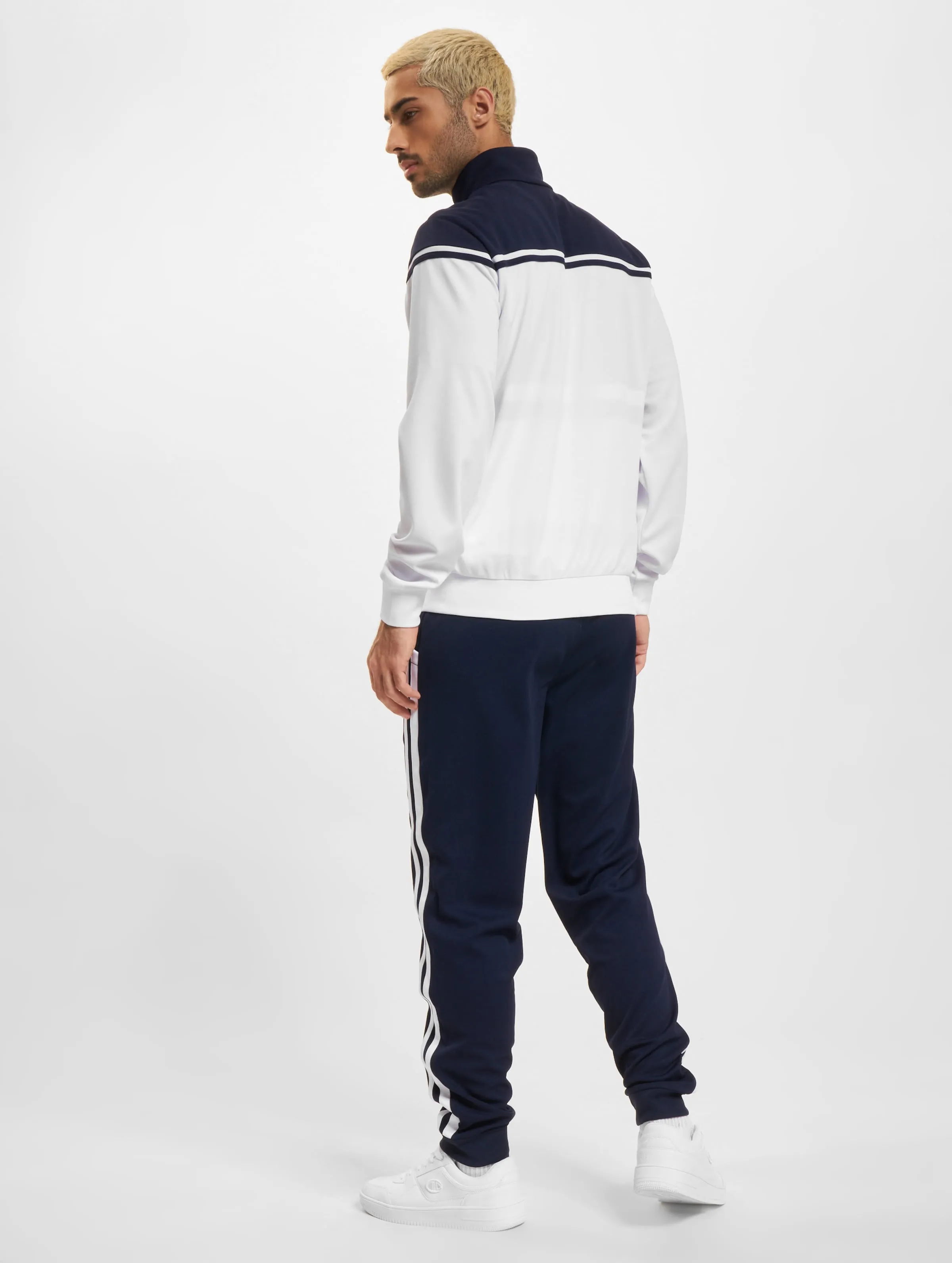 Sergio Tacchini New Young Line