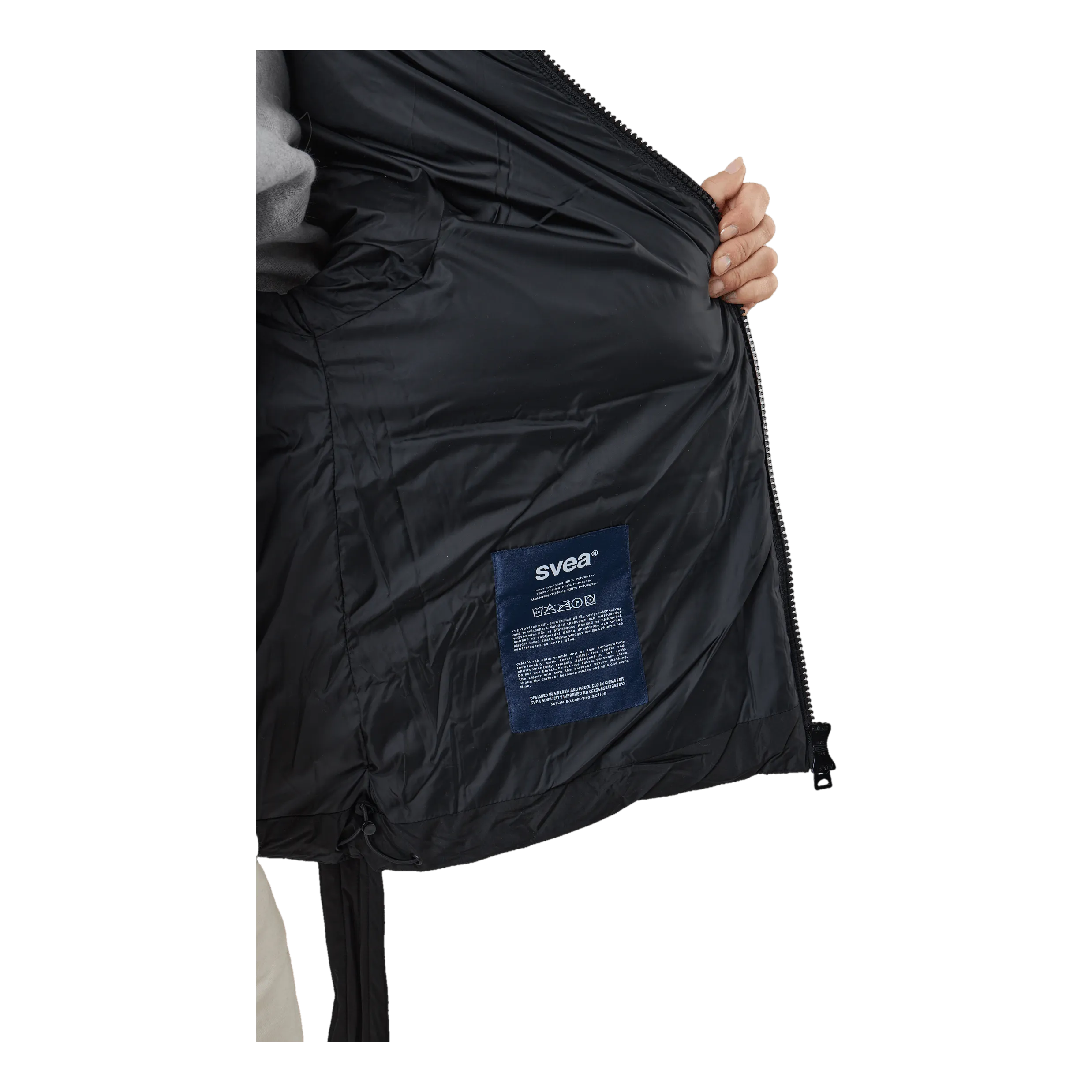 Svea Beltet Short Padded Hood Jacke Black