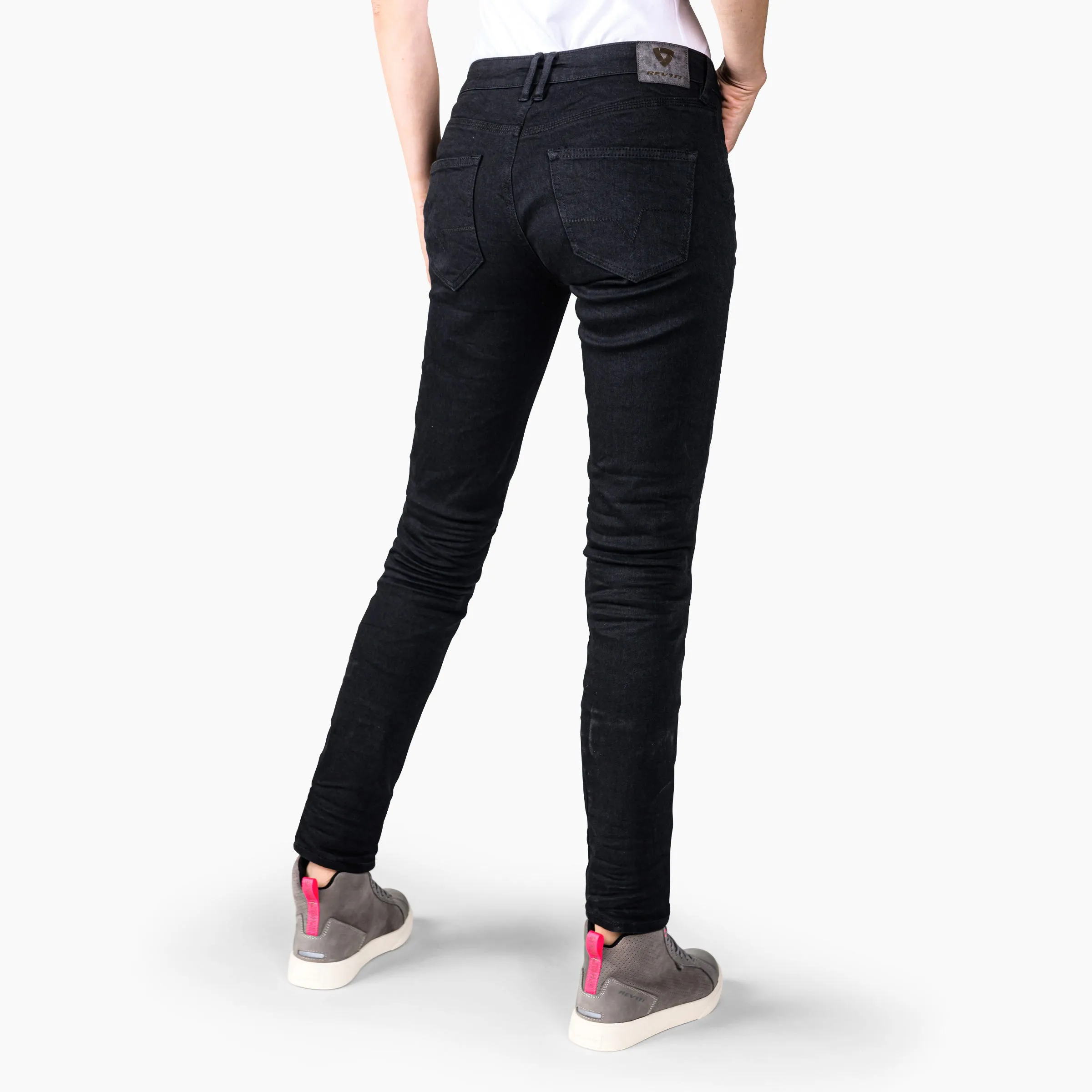 Vaquero de moto atemporal Skinny Fit, específico de mujer, para combinar en tus salidas urbanas.