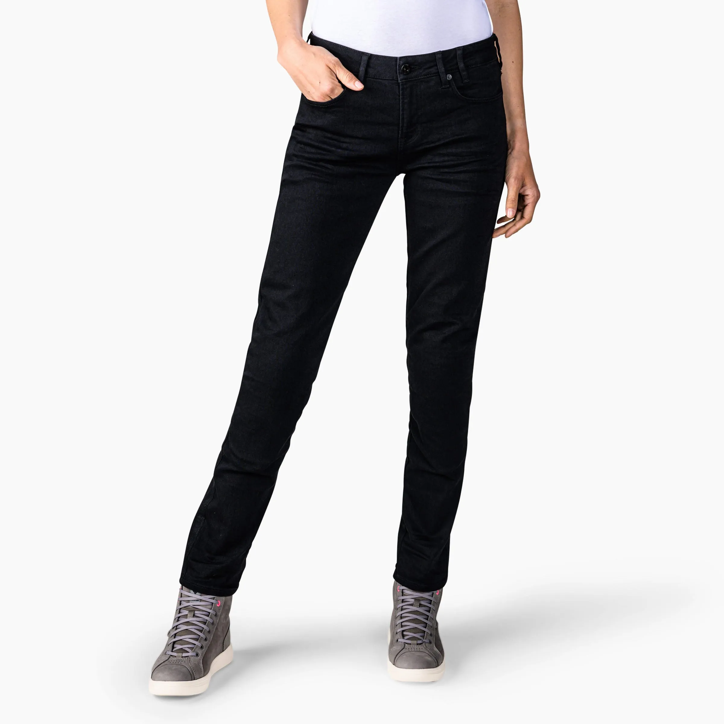 Vaquero de moto atemporal Skinny Fit, específico de mujer, para combinar en tus salidas urbanas.
