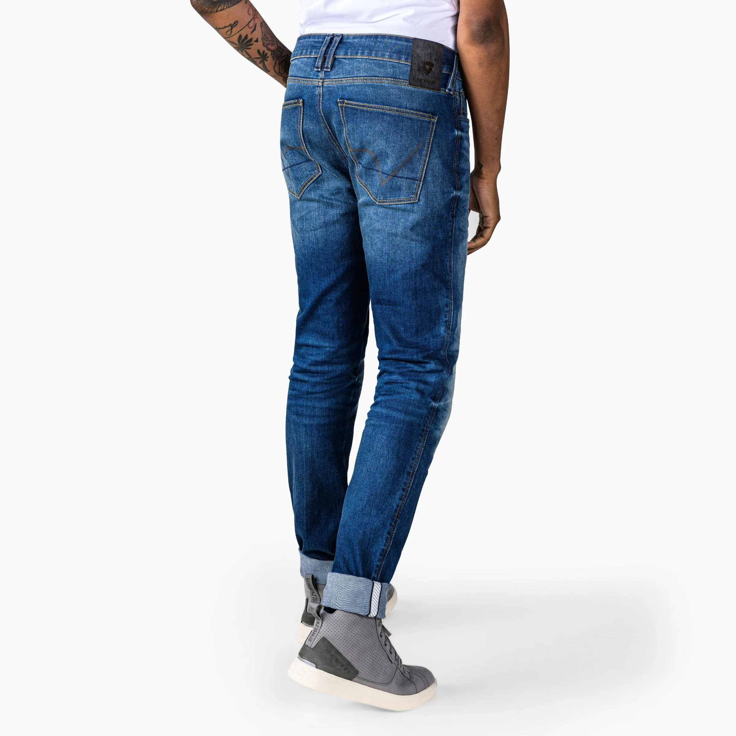 Vaqueros protectores Skinny Fit, para experiencias urbanas.