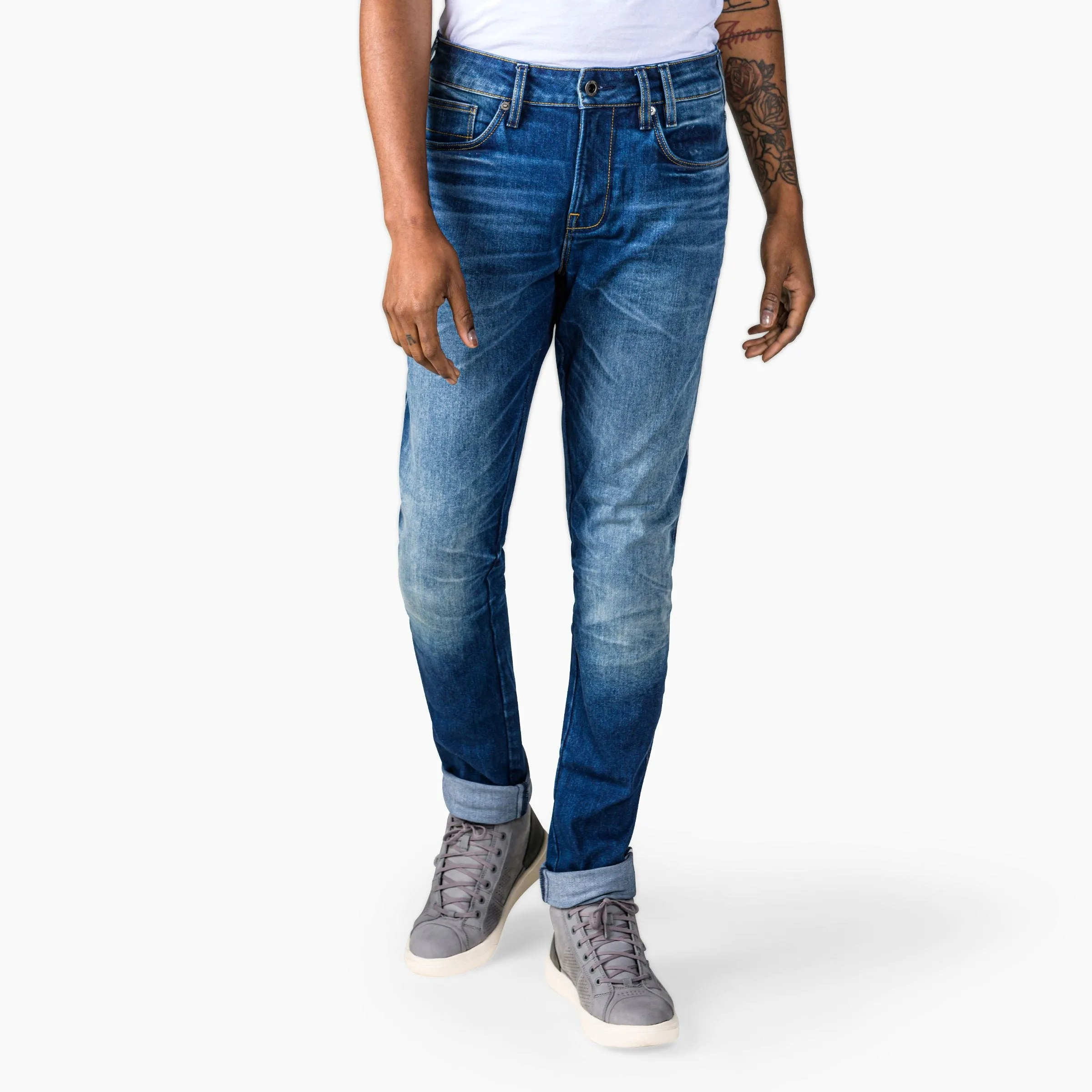 Vaqueros protectores Skinny Fit, para experiencias urbanas.