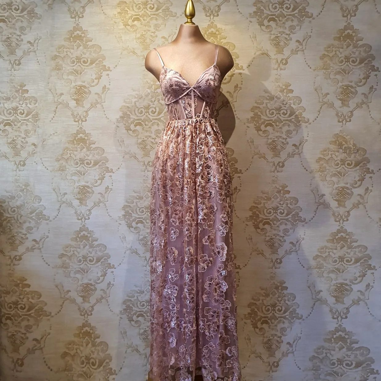 Vestido Rosa Palo Largo Encaje Elegante