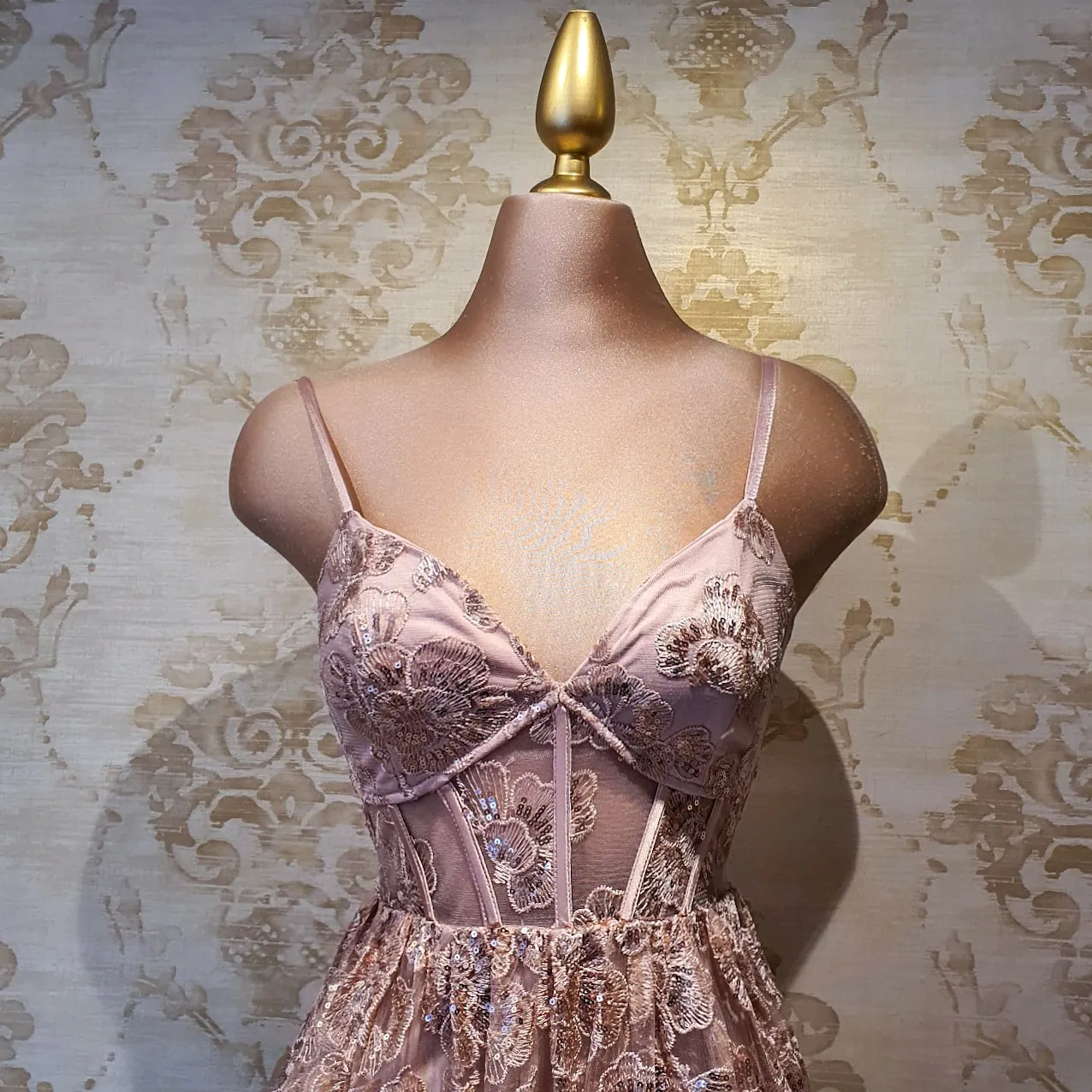 Vestido Rosa Palo Largo Encaje Elegante