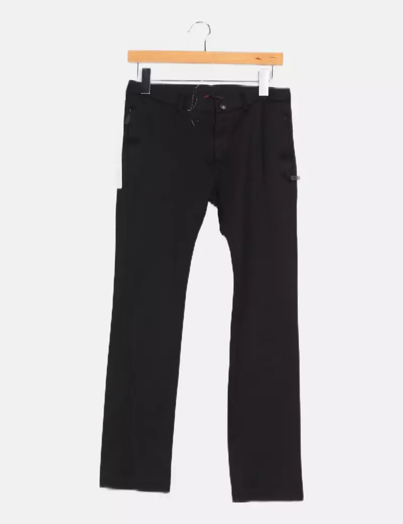 YOHJI YAMAMOTO Pantalón negro slim fit