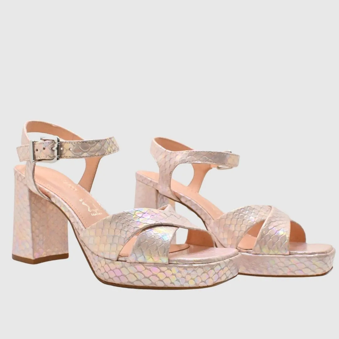 Zapato con plataforma para novia | Pelli Rossi